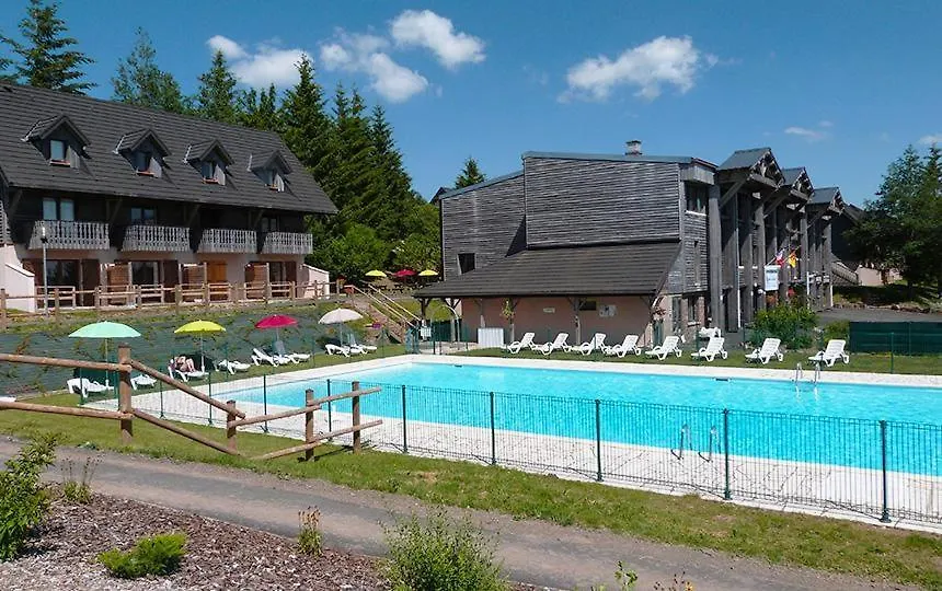 Bois de la Reine Apartments: Versatile Accommodations for 4-8 Guests Super Besse 0*,