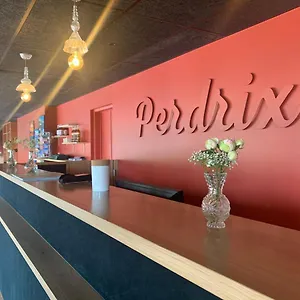 Hotel Perdrix, Super-Besse