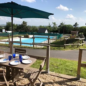 Appartement Lamarmotte Au Bois De La Reine - T3 Super-besse - Terrasse Rez De Jardin Sud, Super-Besse